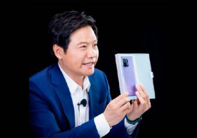 Scodix-Application-Used-For-Smartphone-Packaging